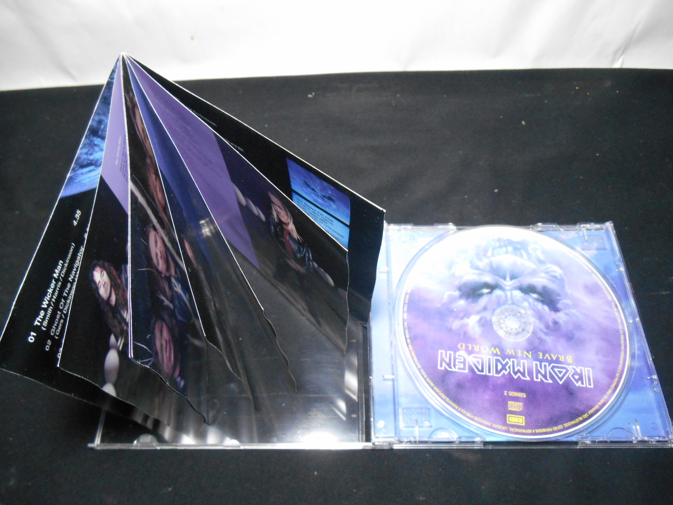 CD - Iron Maiden - Brave New World (Acrilico)