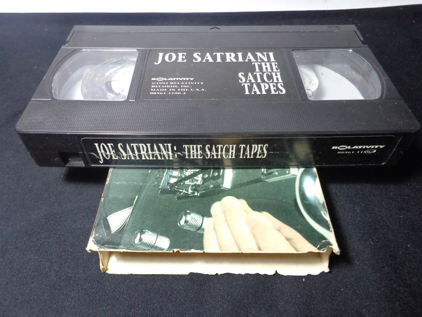 Fita VHS - Joe Satriani - The Satch Tapes (USA)