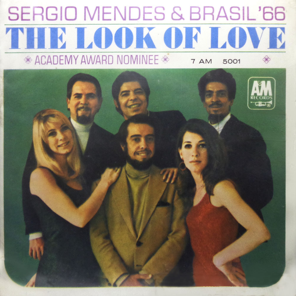 Vinil Compacto - Sergio Mendes e Brasil '66 - The Look of Love