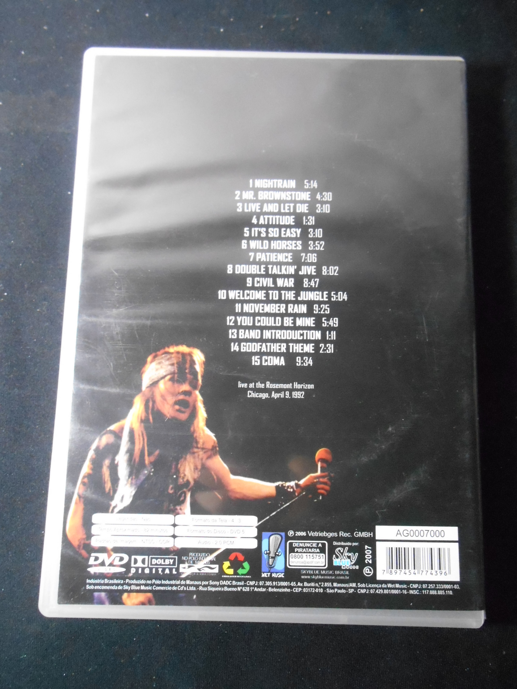 DVD - Guns and Roses - Live In Chicago